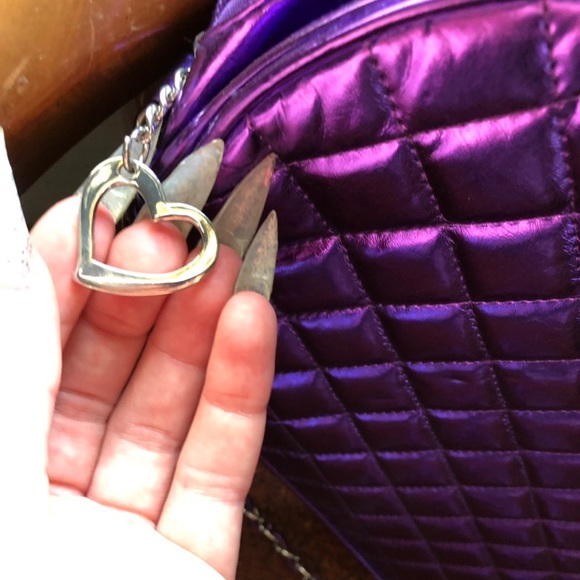 ✨Justin Bieber Heart Bag✨ - Picture 3 of 5